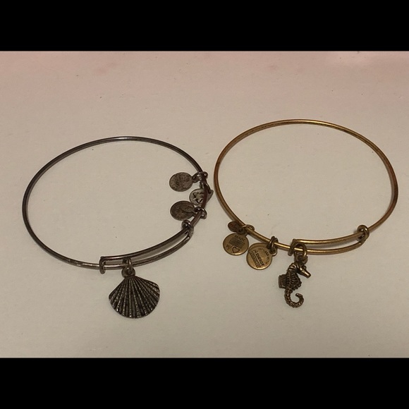 Alex and Ani bundle of 5 bangles - Picture 2 of 7